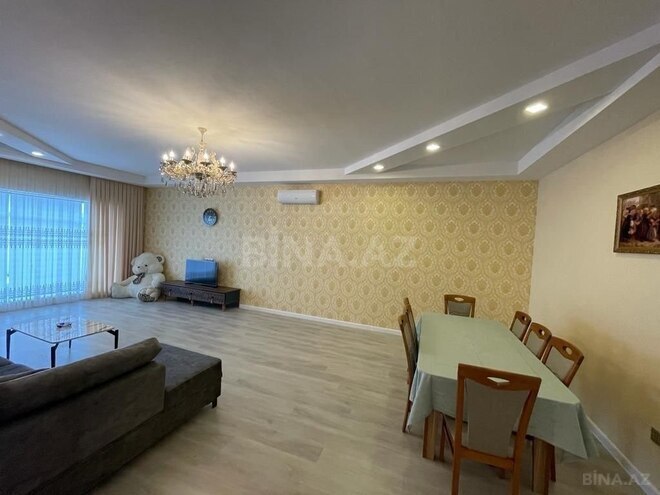 4 otaqlı həyət evi/bağ evi - Mərdəkan q. - 160 m² (13)