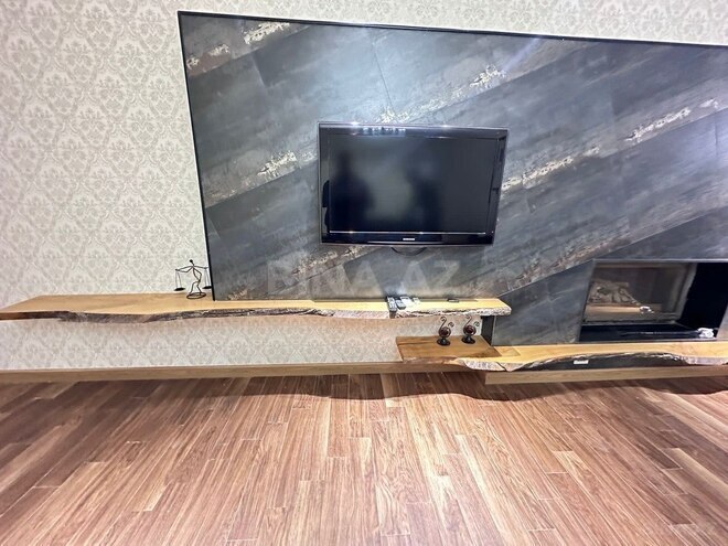 4 otaqlı həyət evi/bağ evi - Şüvəlan q. - 250 m² (23)