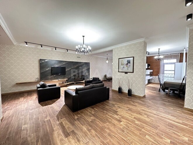 4 otaqlı həyət evi/bağ evi - Şüvəlan q. - 250 m² (15)