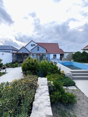 4 otaqlı həyət evi/bağ evi - Şüvəlan q. - 250 m² (7)