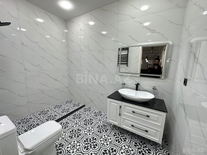 4 otaqlı həyət evi/bağ evi - Şüvəlan q. - 250 m² (30)