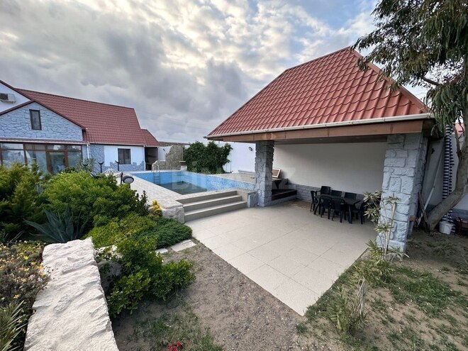 4 otaqlı həyət evi/bağ evi - Şüvəlan q. - 250 m² (11)