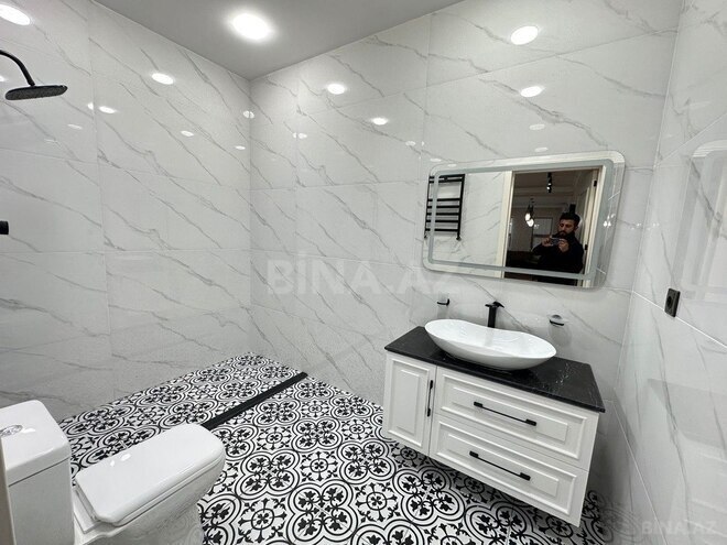 4 otaqlı həyət evi/bağ evi - Şüvəlan q. - 250 m² (28)