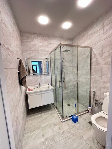 4 otaqlı həyət evi/bağ evi - Şüvəlan q. - 240 m² (16)