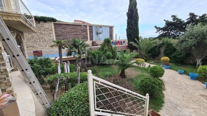 7 otaqlı həyət evi/bağ evi - Buzovna q. - 550 m² (6)