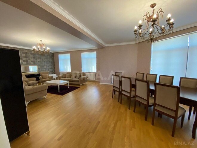 5 otaqlı həyət evi/bağ evi - Novxanı q. - 500 m² (21)