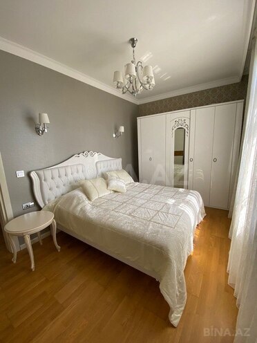 5 otaqlı həyət evi/bağ evi - Novxanı q. - 500 m² (17)