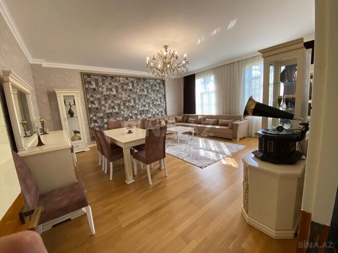 5 otaqlı həyət evi/bağ evi - Novxanı q. - 500 m² (7)