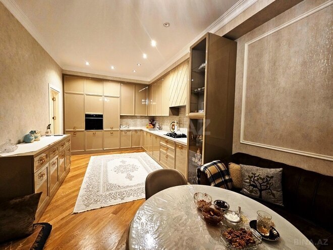 Satılır 4 otaqlı yeni tikili 250 m², 28 May m., photo 9 from 30