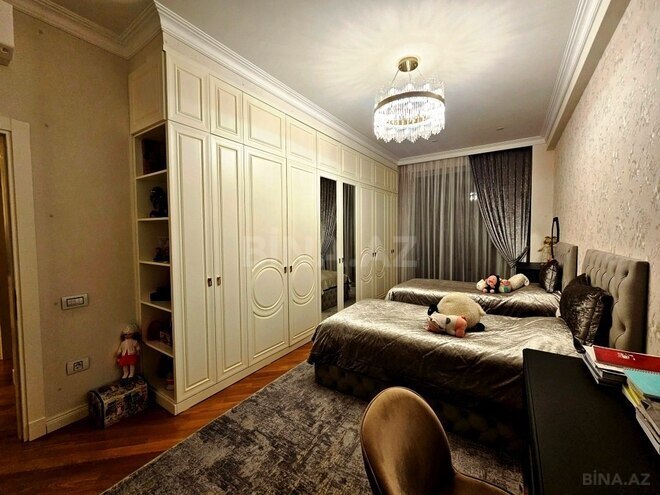 Satılır 4 otaqlı yeni tikili 250 m², 28 May m., photo 17 from 30