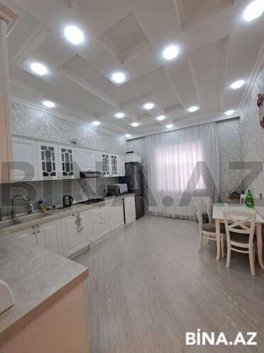 5 otaqlı həyət evi/bağ evi - Şüvəlan q. - 240 m² (8)