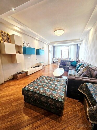 3-комн. новостройка - м. 28 мая - 168 м² (4)