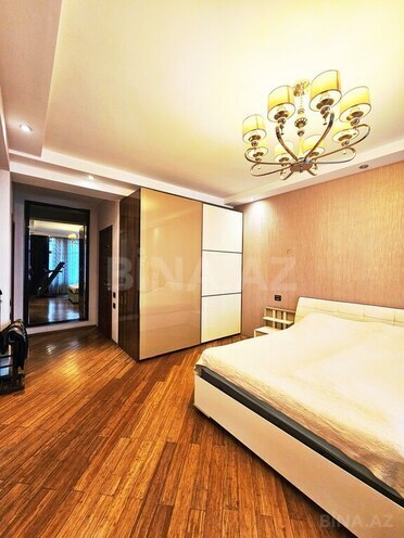 3-комн. новостройка - м. 28 мая - 168 м² (15)