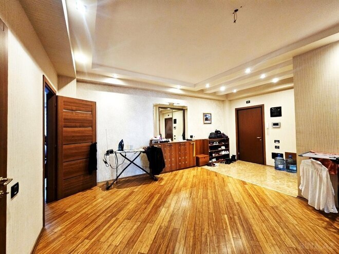 3-комн. новостройка - м. 28 мая - 168 м² (17)