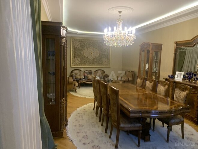 8 otaqlı həyət evi/bağ evi - Bakıxanov q. - 500 m² (12)