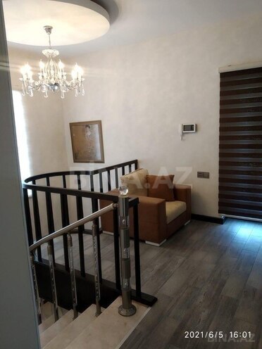5 otaqlı həyət evi/bağ evi - Şüvəlan q. - 300 m² (19)
