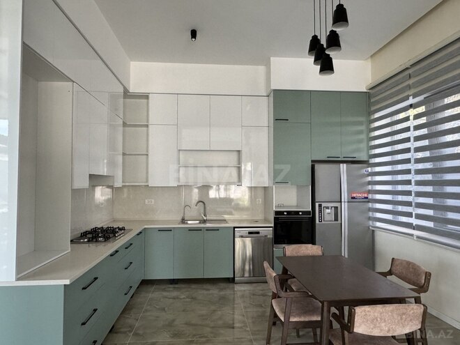 4-комн. дом/дача - пос. Бильгях - 280 м² (12)