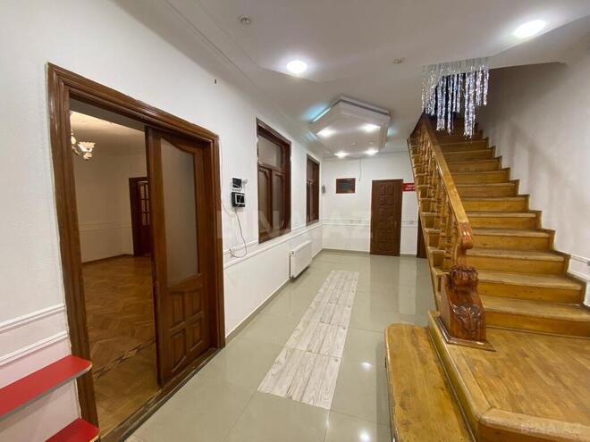 9 otaqlı həyət evi/bağ evi - Gənclik m. - 450 m² (22)