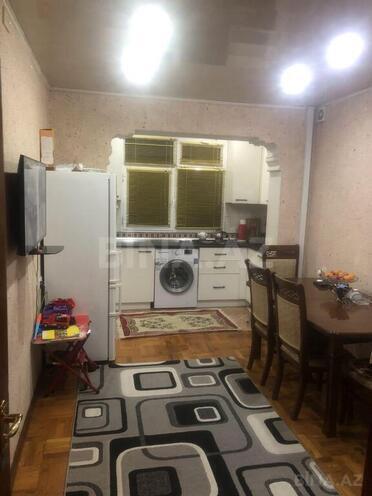 Satılır 2 otaqlı köhnə tikili 52 m², Azadlıq Prospekti m., photo 1 from 16