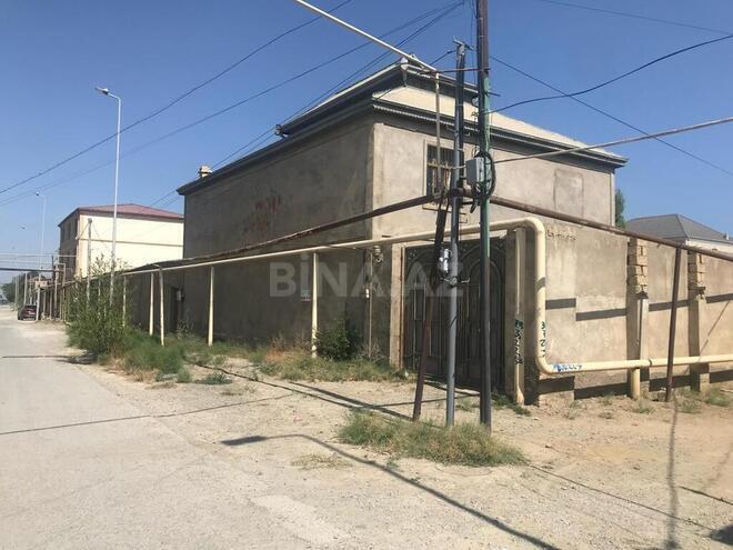 6 otaqlı həyət evi/bağ evi - Sahil q. - 130 m² (1)