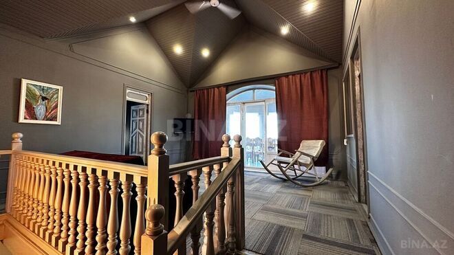 4 otaqlı həyət evi/bağ evi - Şüvəlan q. - 320 m² (13)