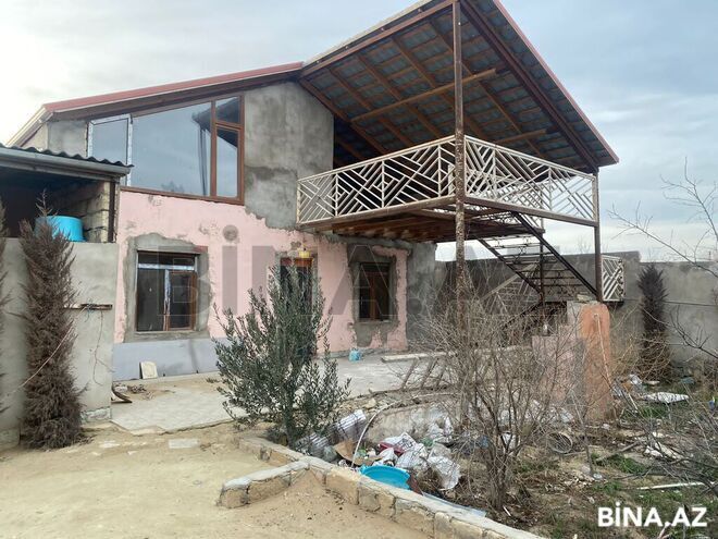 3 otaqlı həyət evi/bağ evi - Novxanı q. - 100 m² (1)