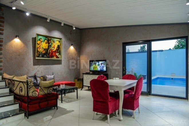 5 otaqlı həyət evi/bağ evi - Novxanı q. - 260 m² (13)