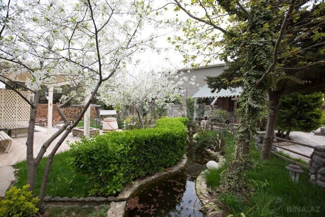 5 otaqlı həyət evi/bağ evi - Novxanı q. - 260 m² (2)