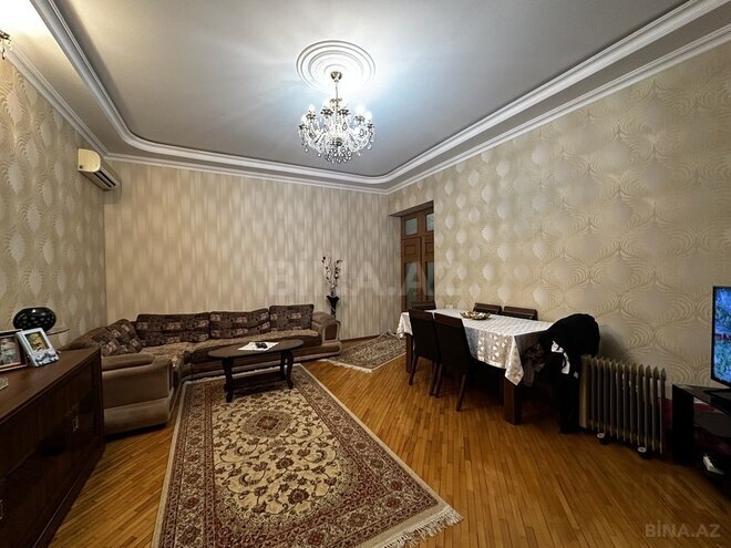 Satılır 8 otaqlı həyət evi/bağ evi 400 m², Bakıxanov q., photo 12 from 31