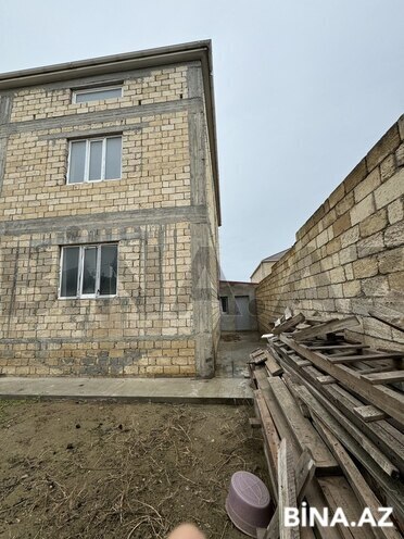 8 otaqlı həyət evi/bağ evi - Novxanı q. - 482 m² (8)