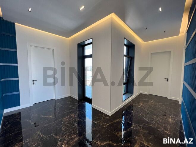 5 otaqlı həyət evi/bağ evi - Şüvəlan q. - 380 m² (25)
