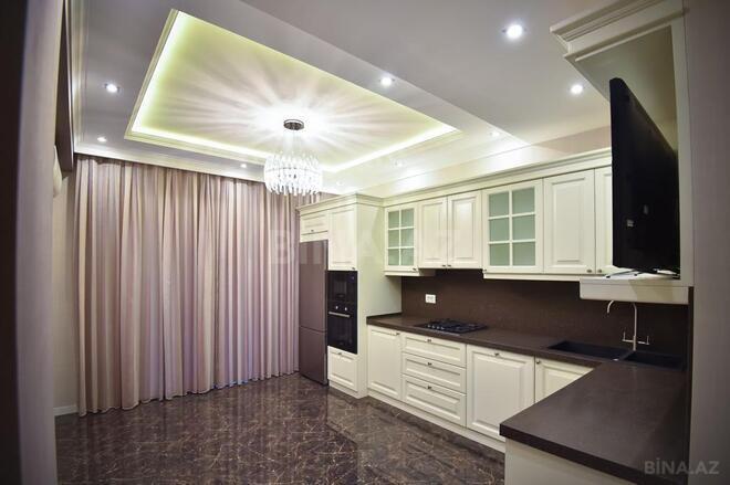 3 otaqlı yeni tikili - İnşaatçılar m. - 135 m² (4)