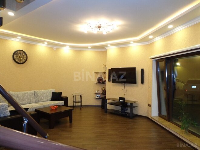 3 otaqlı həyət evi/bağ evi - Novxanı q. - 150 m² (2)
