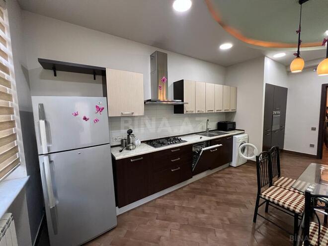 3 otaqlı yeni tikili - Elmlər Akademiyası m. - 125 m² (2)