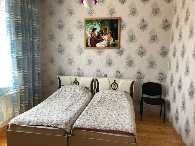 7 otaqlı həyət evi/bağ evi - Novxanı q. - 330 m² (16)