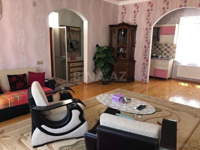 7 otaqlı həyət evi/bağ evi - Novxanı q. - 330 m² (20)