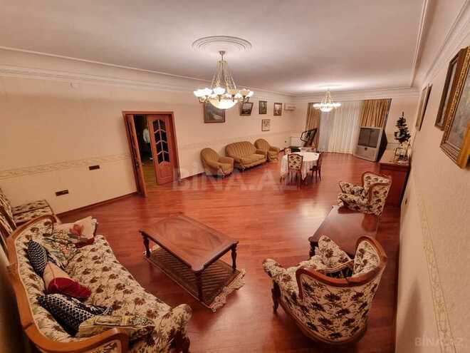 Satılır 3 otaqlı yeni tikili 181 m², Nizami m., photo 1 from 10
