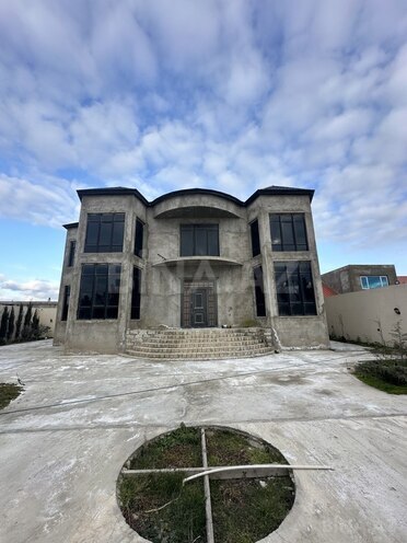 6 otaqlı həyət evi/bağ evi - Şüvəlan q. - 450 m² (1)