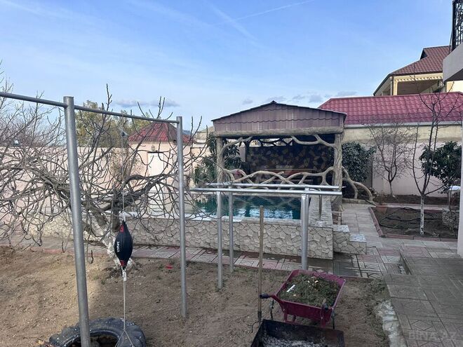 5 otaqlı həyət evi/bağ evi - Novxanı q. - 200 m² (4)
