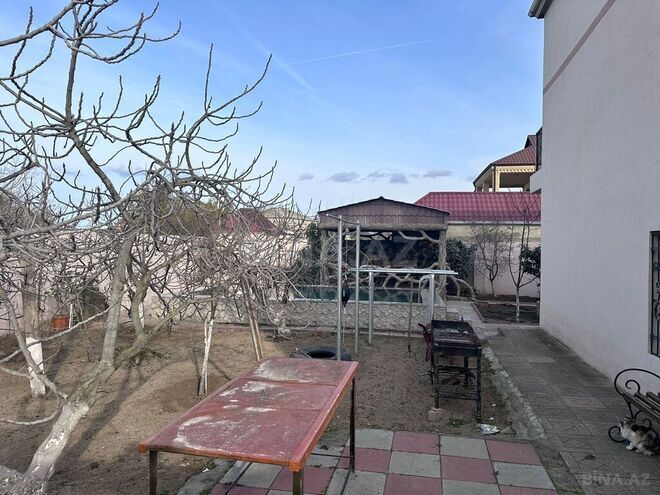 5 otaqlı həyət evi/bağ evi - Novxanı q. - 200 m² (15)