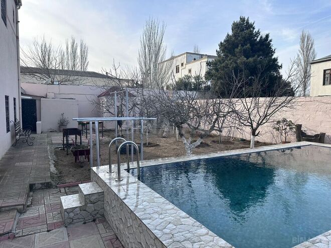 5 otaqlı həyət evi/bağ evi - Novxanı q. - 200 m² (6)