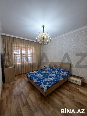 4 otaqlı həyət evi/bağ evi - Şüvəlan q. - 200 m² (13)