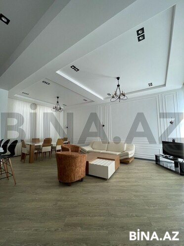 4 otaqlı həyət evi/bağ evi - Şüvəlan q. - 190 m² (3)