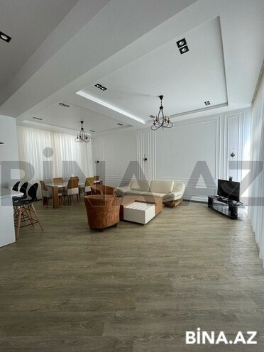 4 otaqlı həyət evi/bağ evi - Şüvəlan q. - 190 m² (4)