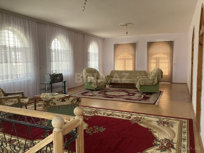 6 otaqlı həyət evi/bağ evi - Qobustan q. - 240 m² (19)