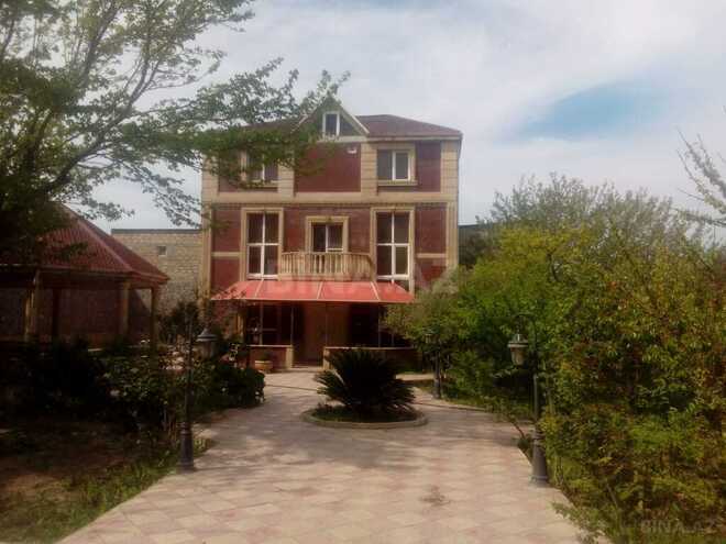 5 otaqlı həyət evi/bağ evi - Novxanı q. - 369 m² (1)