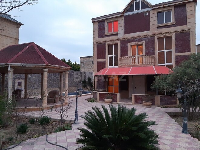 5 otaqlı həyət evi/bağ evi - Novxanı q. - 369 m² (25)