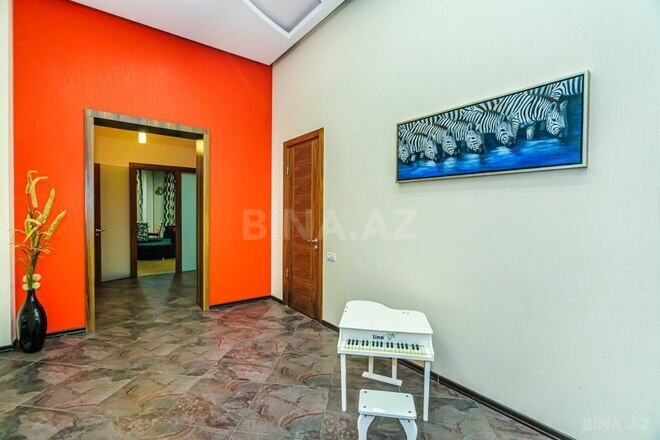 İcarəyə verilir 4 otaqlı yeni tikili 285 m², Sahil m., photo 27 from 31