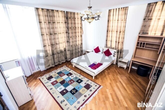 6 otaqlı həyət evi/bağ evi - Badamdar q. - 240 m² (13)