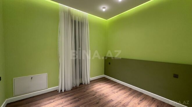 6 otaqlı həyət evi/bağ evi - Şüvəlan q. - 450 m² (27)